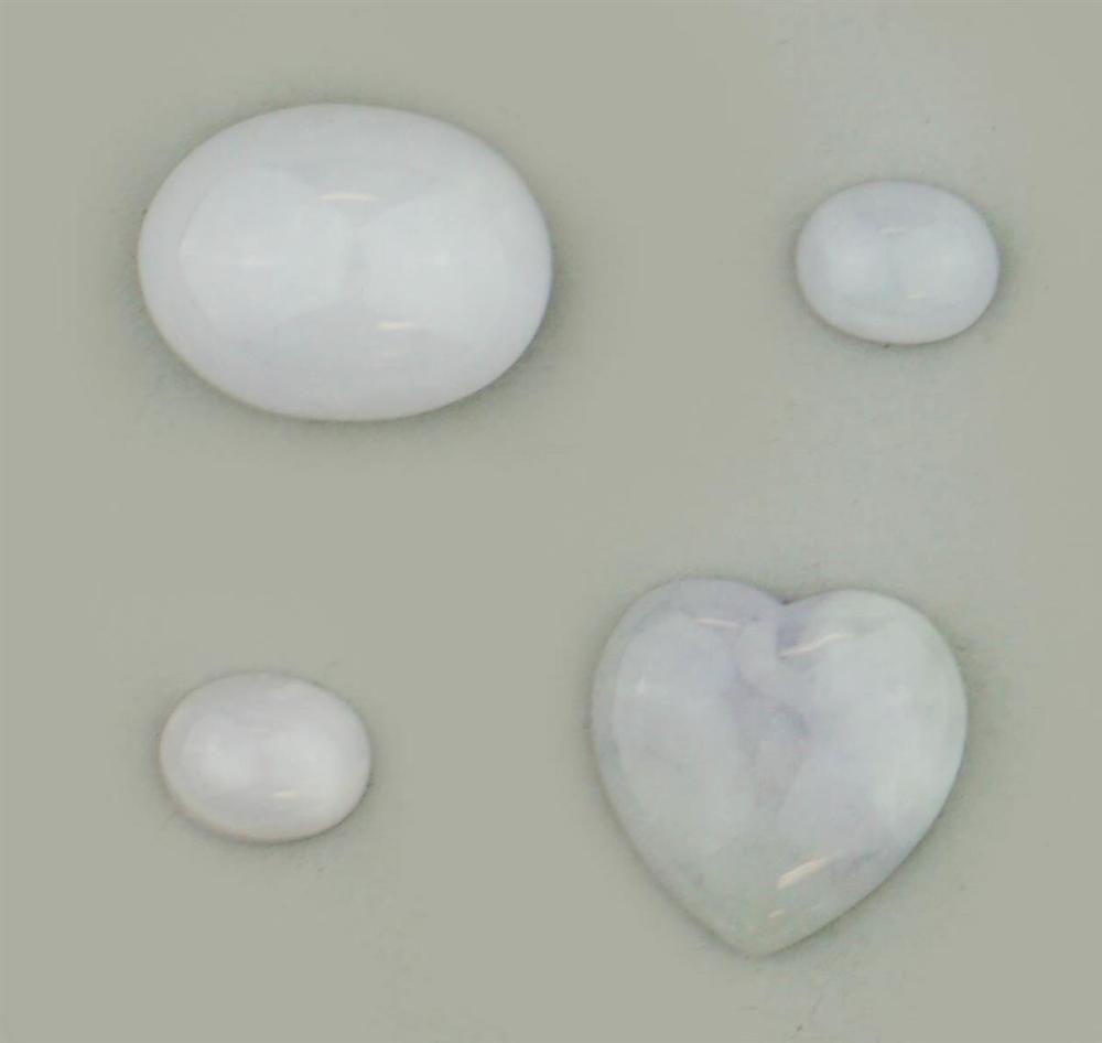 GROUPING OF FOUR LAVENDER JADE 313944