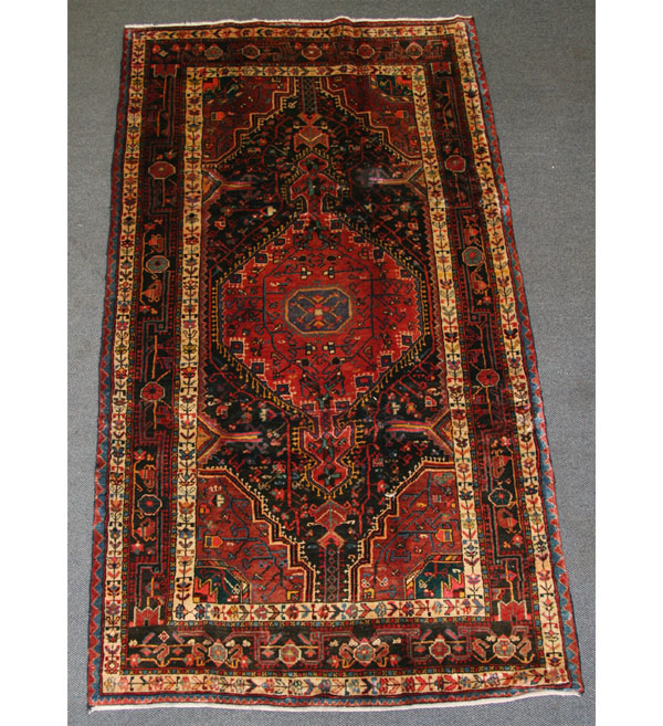 Semi Antique Hamadan area rug  4ec2b