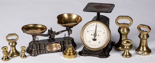 BRASS AND IRON COUNTER SCALE, 19TH