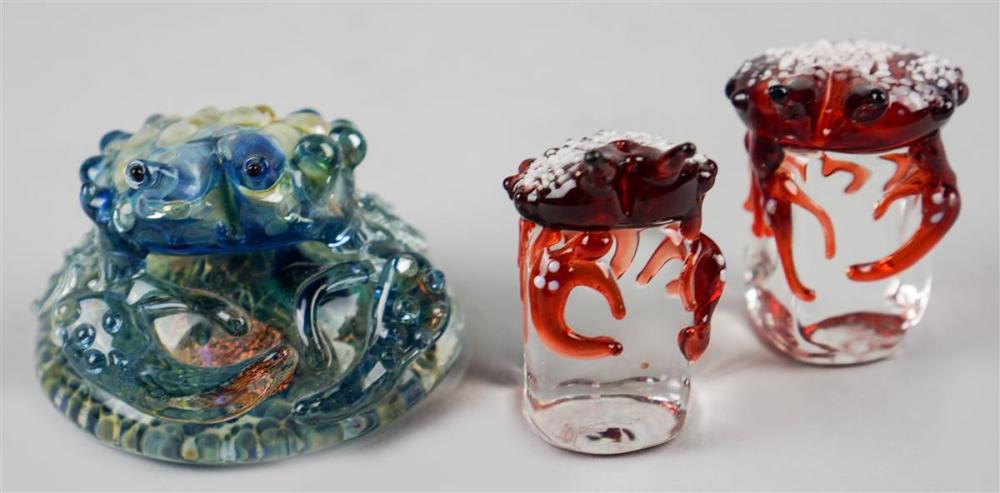 GROUP OF THREE WHIMSICAL ART GLASS