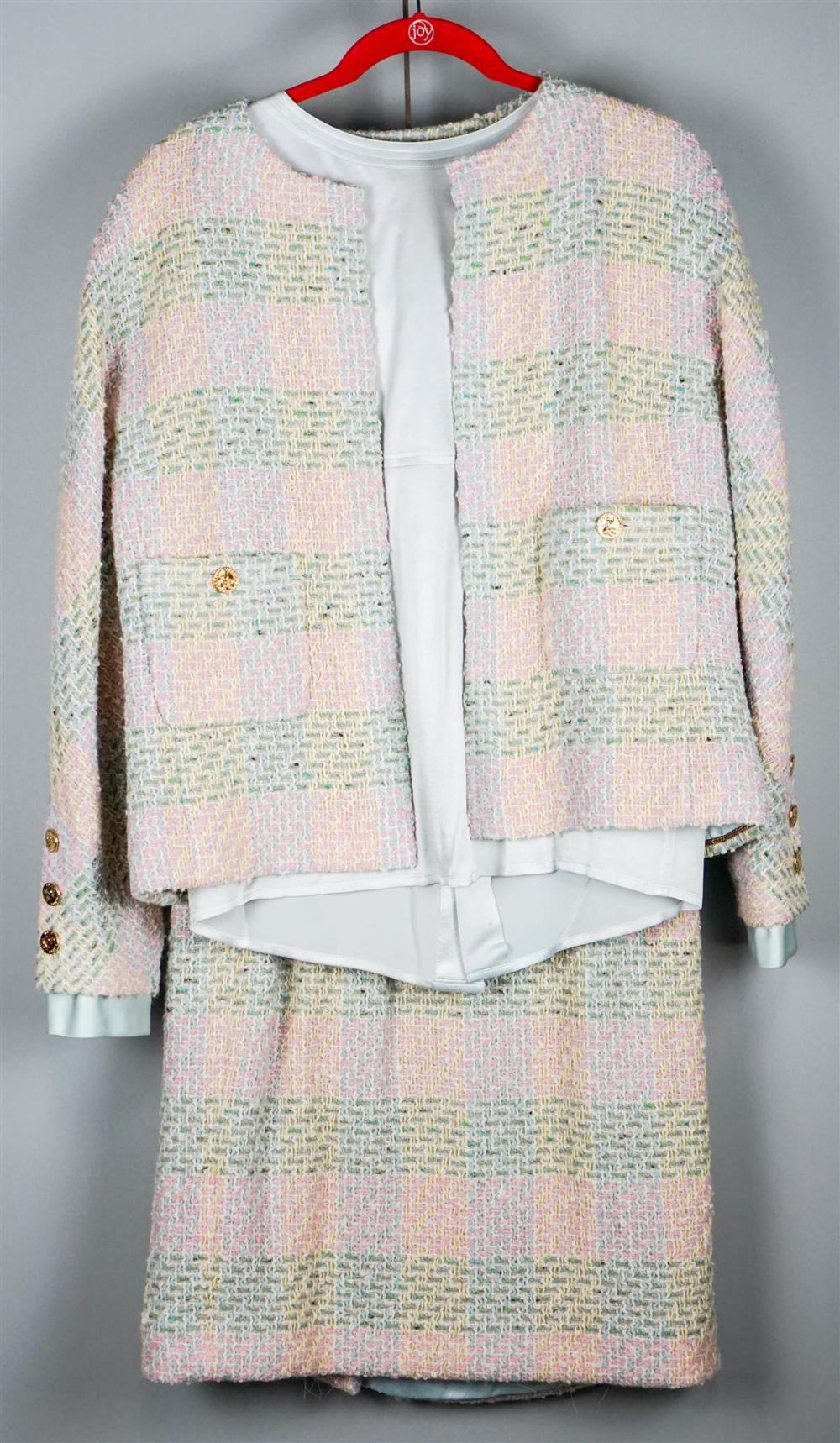 CHANEL BOUTIQUE MULTICOLORED PLAID