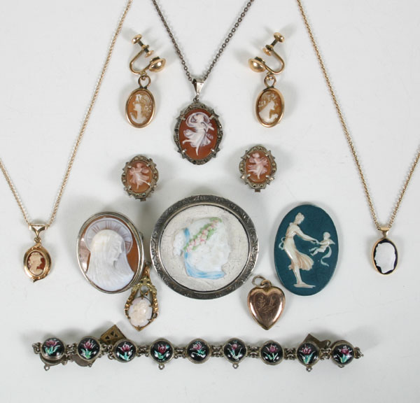 Victorian and vintage cameo collection 4ec6d