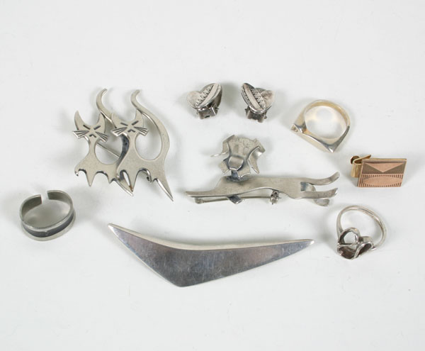 Assortment of 8 pieces sterling 4ec75