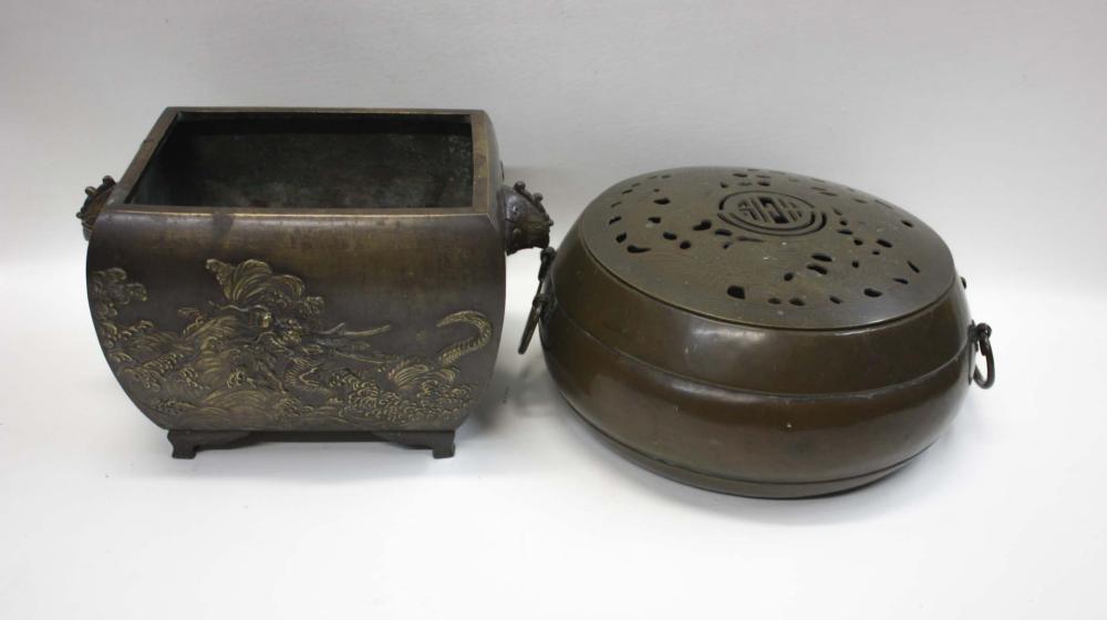 TWO CHINESE BRONZE VESSELS: ROUND