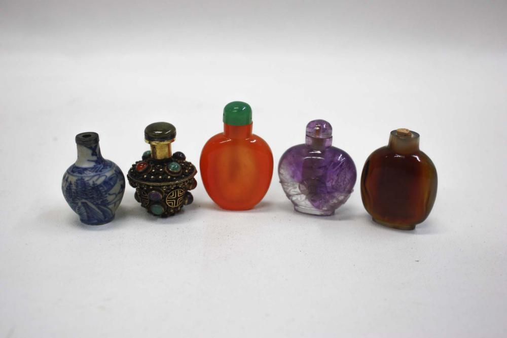 COLLECTION OF FIVE CHINESE SNUFF