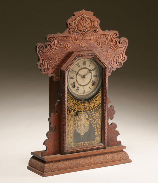 Oak Ingraham gingerbread kitchen clock;