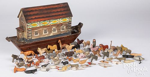 EARLY HAND PAINTED NOAH S ARK  31401a