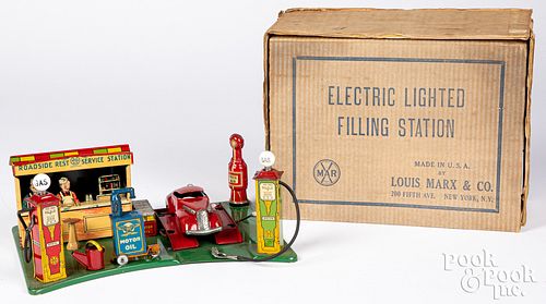 MARX TIN ROADSIDE REST ELECTRIC FILLING