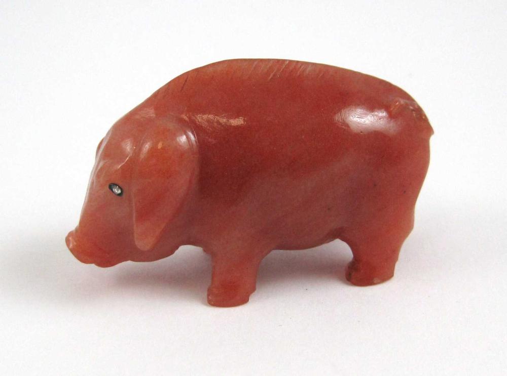 CARVED CHALCEDONY MODEL OF A PIG