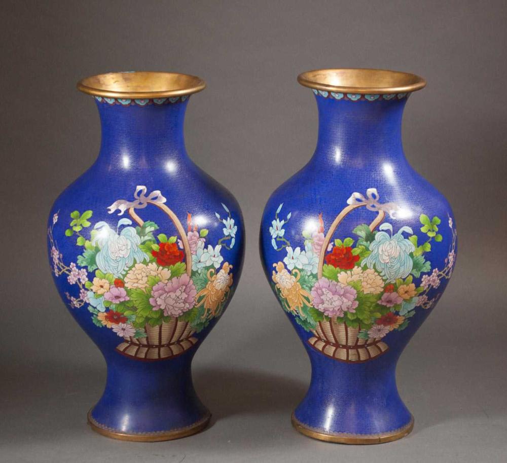 A LARGE PAIR OF CHINESE CLOISONNE 314148