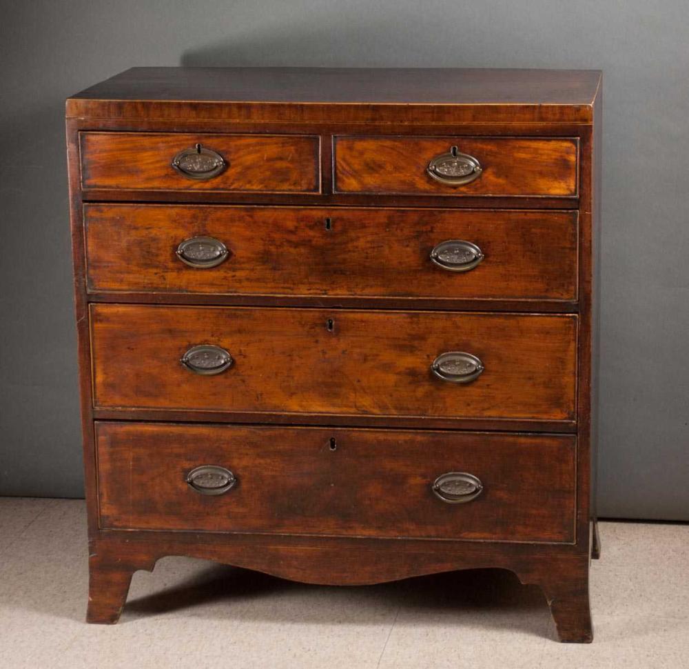 GEORGE III MAHOGANY CHEST OF DRAWERS,