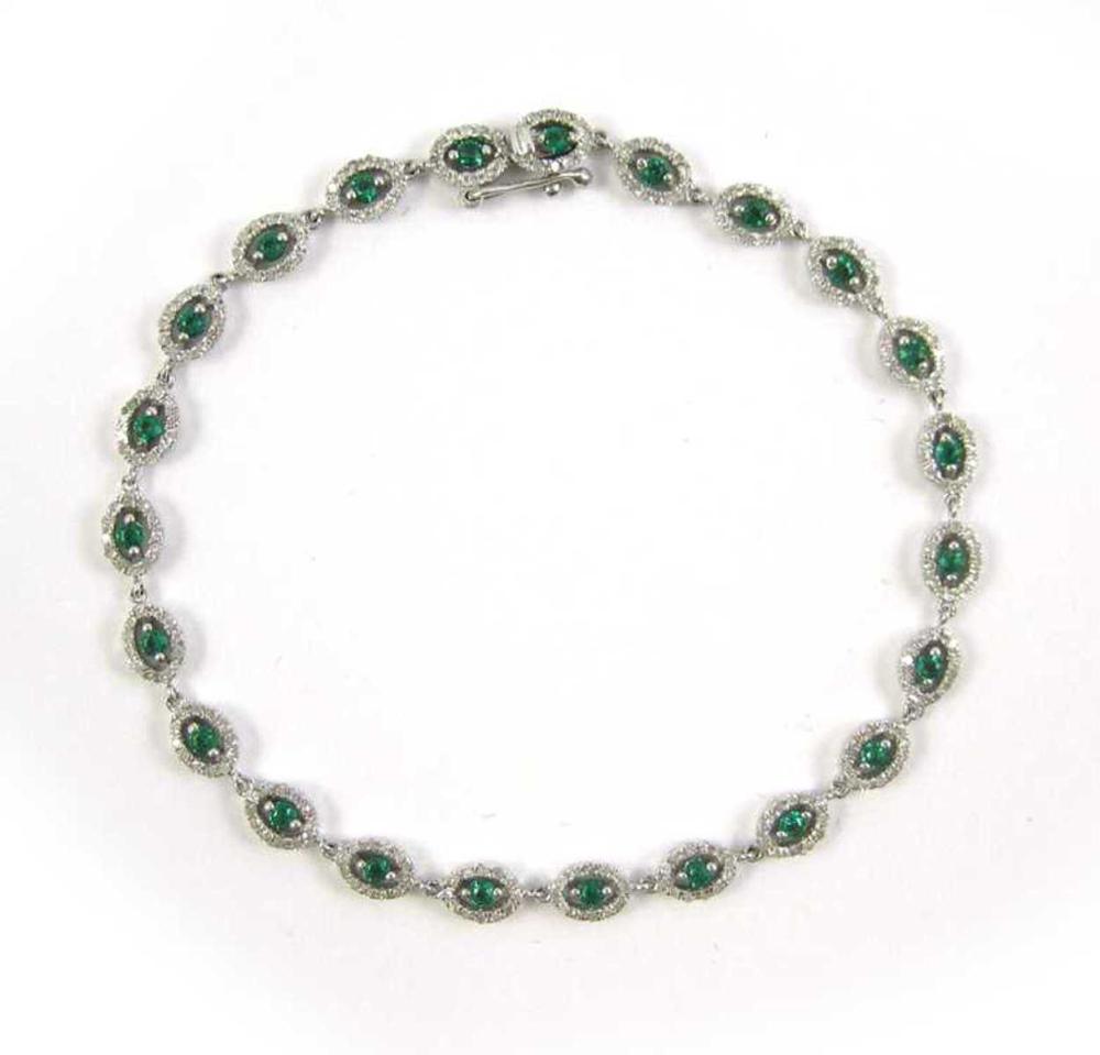 EMERALD AND FOURTEEN KARAT WHITE 3141a6