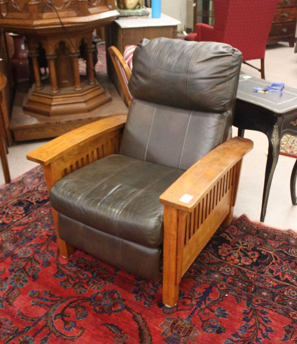 MISSION OAK AND BROWN LEATHER RECLINER  3142eb