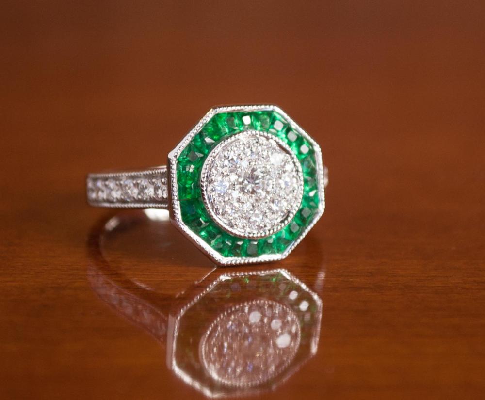 ART DECO EMERALD AND EIGHTEEN KARAT