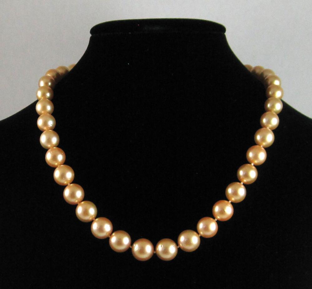 GOLDEN SOUTH SEA PEARL NECKLACE,