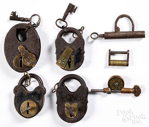 COLLECTION OF WROUGHT IRON PAD LOCKS,