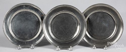 THREE AMERICAN PEWTER PLATES 18TH 19TH 3144cf