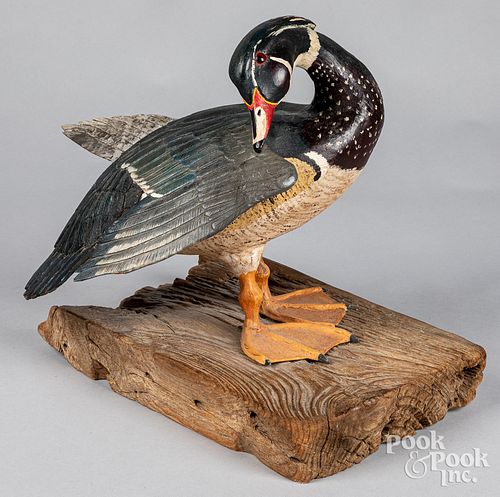 CARVED AND PAINTED PREENING WOOD 3144c7