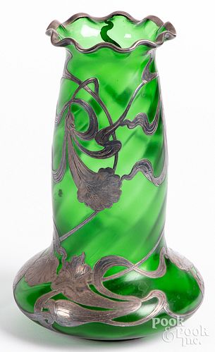 GREEN GLASS VASE CA 1900Green 314656