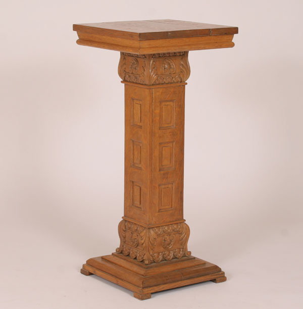 Victorian oak pedestal/stand with