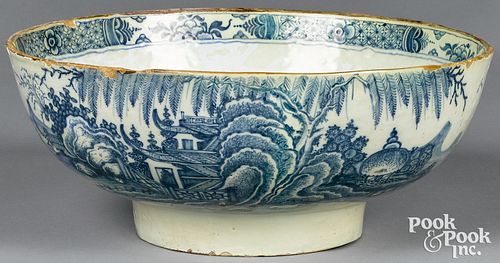 LARGE DELFT BLUE AND WHITE BOWL,