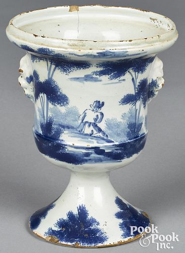 DELFT BLUE AND WHITE URN, MID 18TH C.Delft