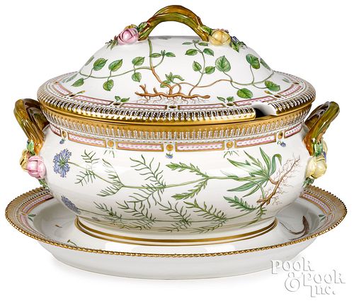 ROYAL COPENHAGEN PORCELAIN TUREEN 3147cd