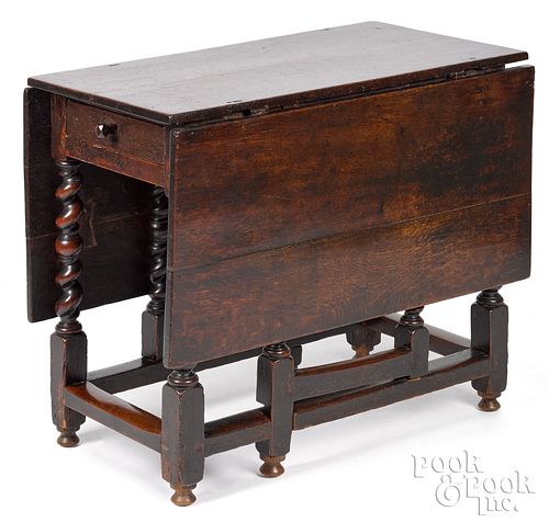 GEORGE I OAK GATELEG TABLE CA  3147e5