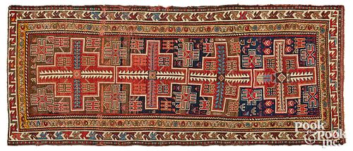 CAUCASIAN CARPET EARLY 20TH C Caucasian 3148f4