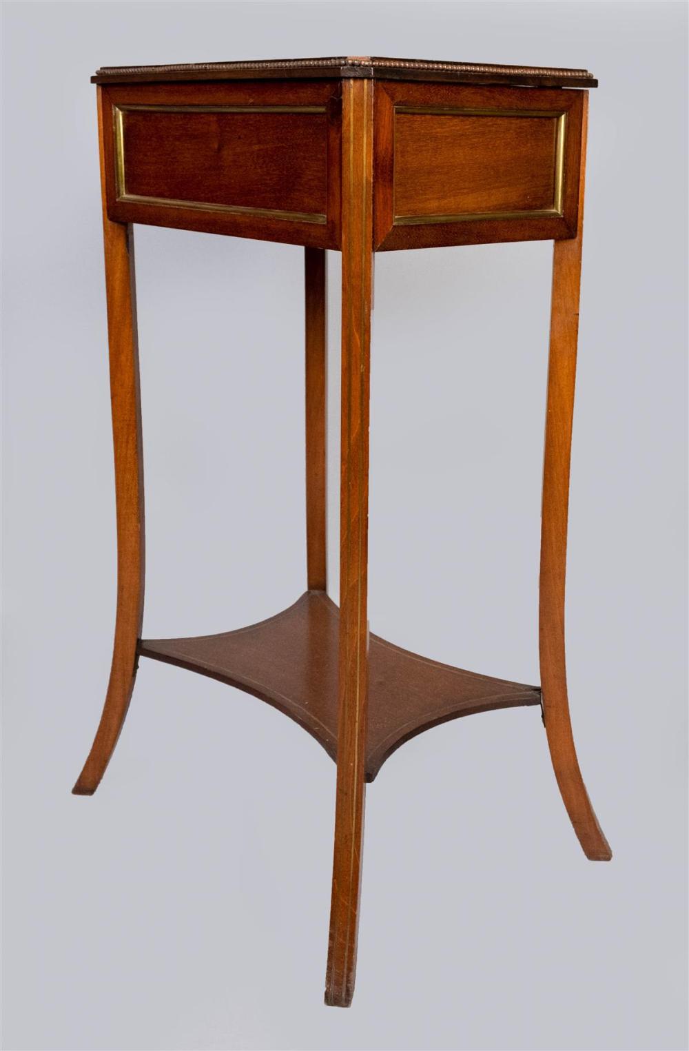 EDWARDIAN MAHOGANY AND BRASS INLAID 31222f