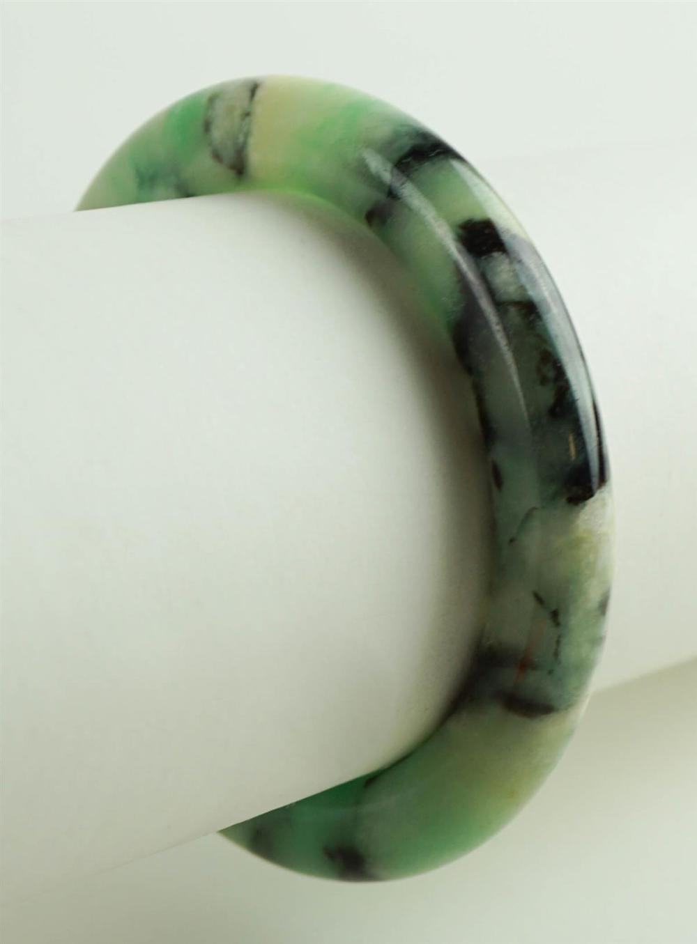 MULTICOLORED JADE BANGLEMULTICOLORED 312378