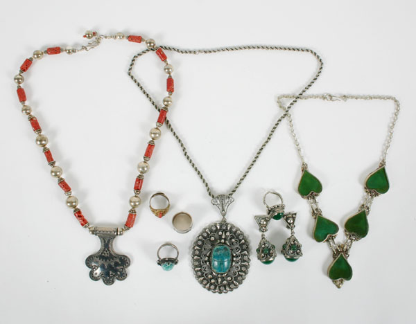 Ethnic silver jewelry including 4ea1a