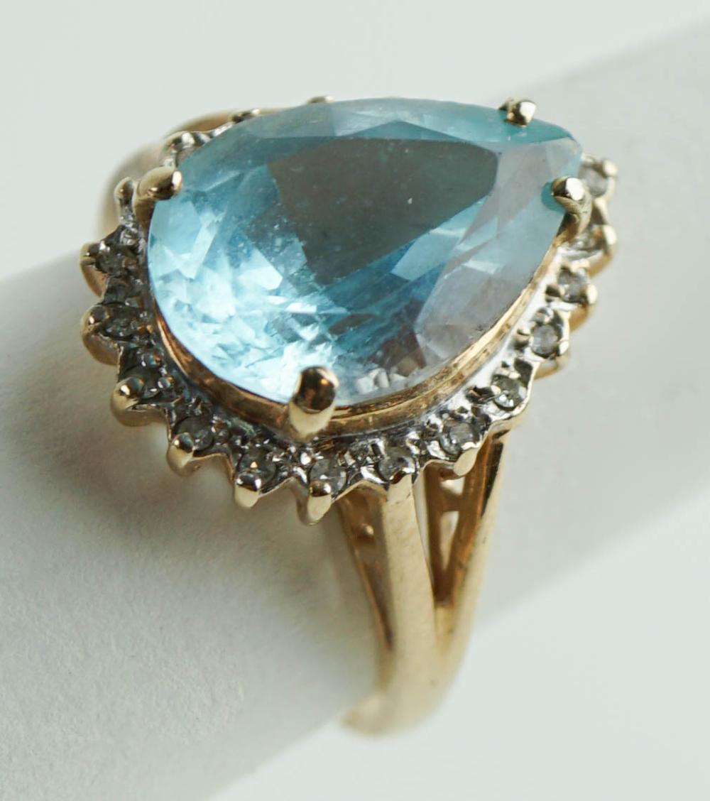 10K YELLOW GOLD BLUE TOPAZ AND 31267c