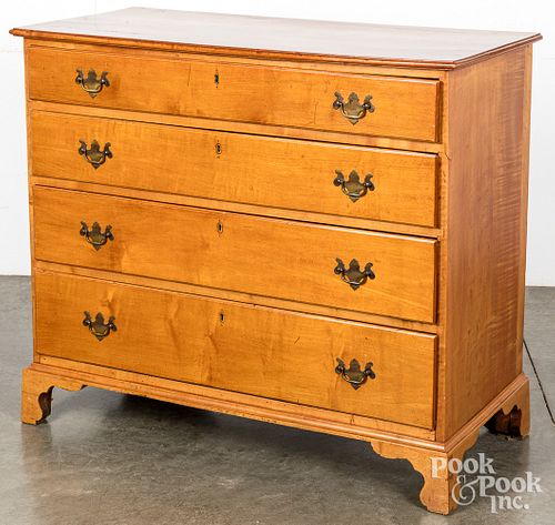 NEW ENGLAND CHIPPENDALE BIRCH CHEST 31270f