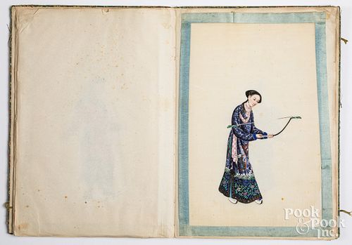 ALBUM OF TWELVE CHINESE RICE PAPER