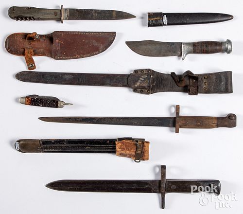 GROUP OF EDGED WEAPONSGroup of