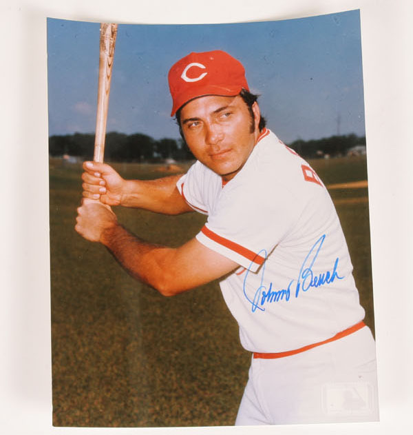 Johnny Bench Autographed 8 x 10  4eae0