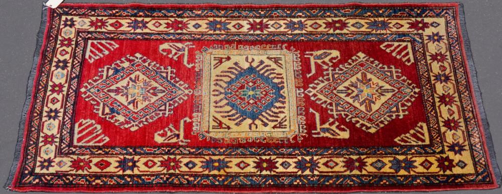 PAKISTAN TRIBAL WOOL RUGPAKISTAN 312d22