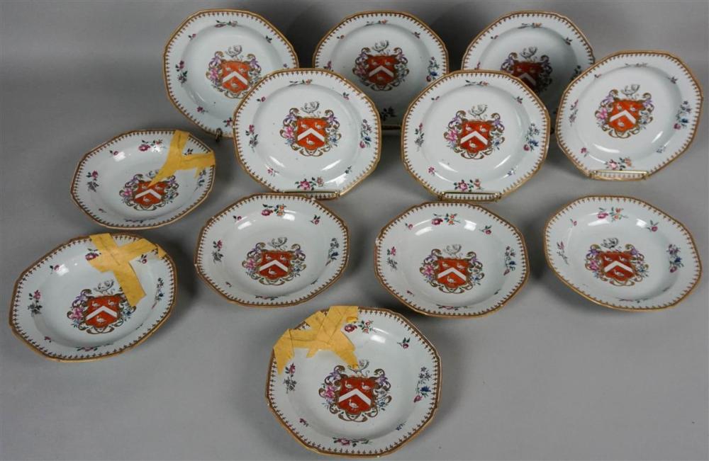 SET OF 12 CHINESE EXPORT FAMILLE