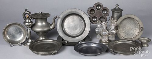 GROUP OF PEWTERGroup of pewter  312dc2