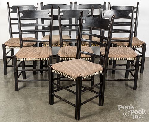 EIGHT COUNTRY PAINTED DINING CHAIRS  312e89