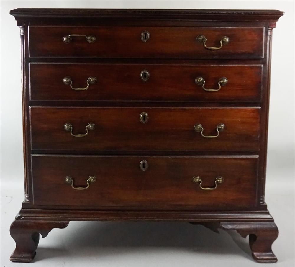 CHIPPENDALE CHEST OF DRAWERS WITH