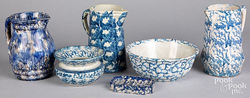 SIX PIECES OF BLUE AND WHITE SPONGEWARESix 312f62