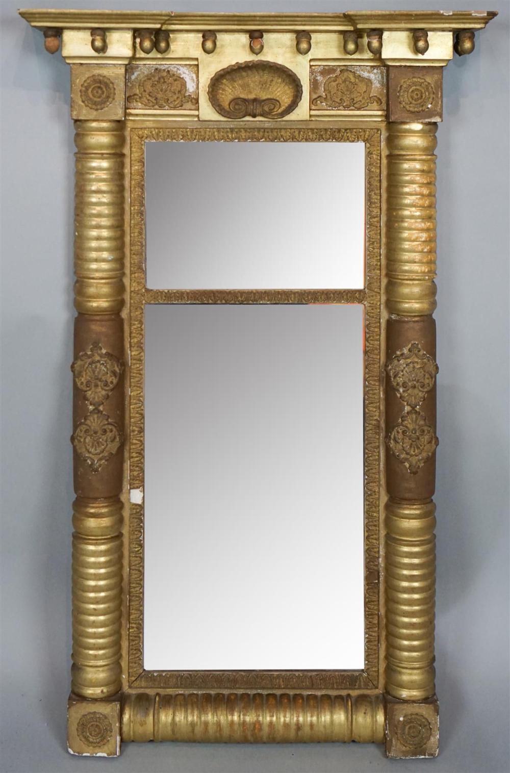 LATE FEDERAL GILTWOOD MIRRORLATE 312faa