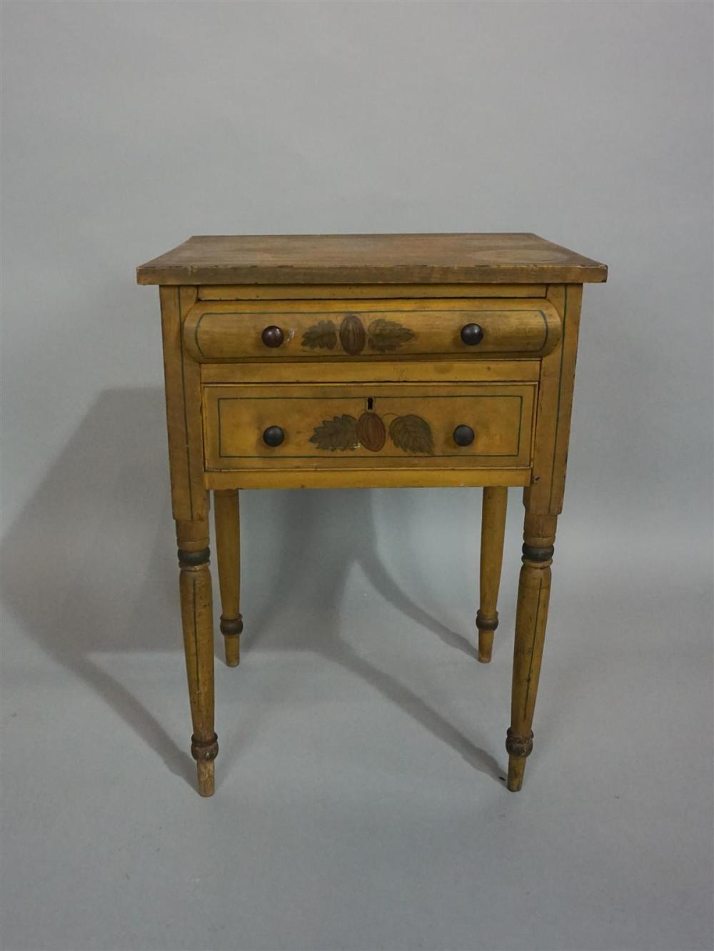 AMERICAN PAINTED DECORATED STAND 312fad