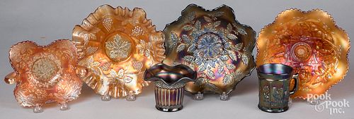 SIX PIECES OF CARNIVAL GLASSSix pieces