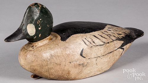 CARVED AND PAINTED GOLDEN EYE DUCK