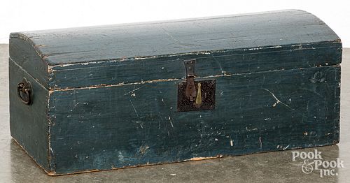NEW ENGLAND PAINTED DOME LID BOX  31314a