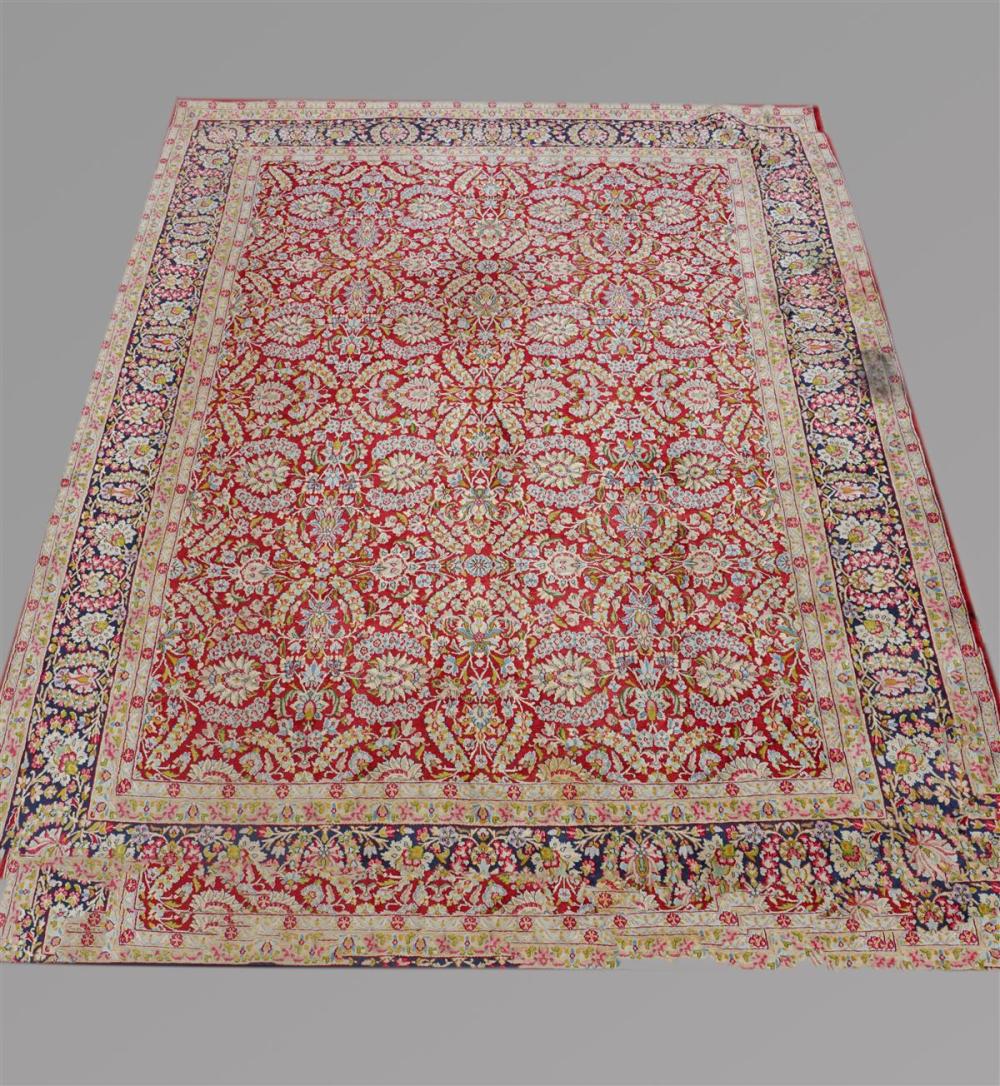 ORIENTAL FLORAL WOOL RUGORIENTAL FLORAL