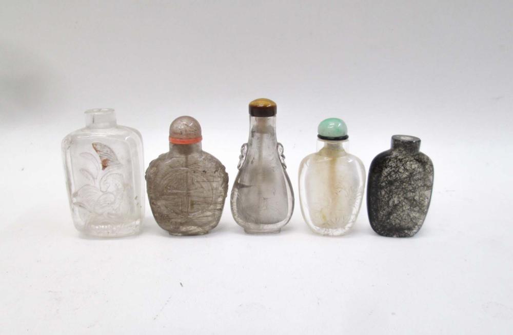 FIVE CHINESE HARDSTONE SNUFF BOTTLES  31598d